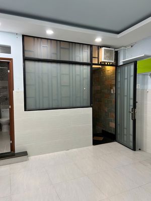 NHÀ MỚI 2PN HẺM RỘNG HOÀ HƯNG QUẬN 10