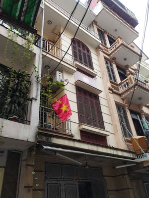 Cho thuê nhà có cửa hàng kinh doanh