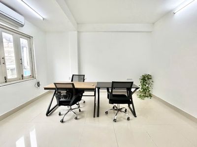 Văn phòng 25m2 ngay khu biệt thự Chu Văn An