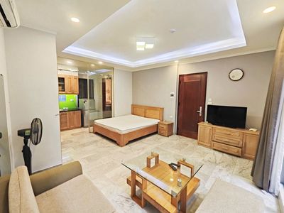 Ở luôn STUDIO 40m2 full đồ, ban công thoáng, ngõ 523 Kim Mã