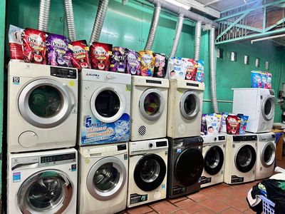 SANG NHƯỢNG MBKD GIẶT SẤY NGAY CHỢ, KHÁCH ĐÔNG DT 4×15 CÓ 2PN,1WC