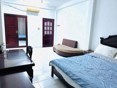 Cho thuê nhà trệt 3 lầu, 3pn 4vs - Đầy Đủ Nội Thất,