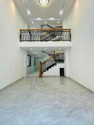 Hẻm xe hơi 68/8E Út Tịch, 4Phòng Ngủ, 4Lầu