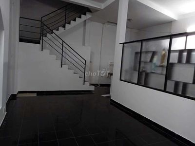 cho thuê nhà đường dương Quảng Hàm