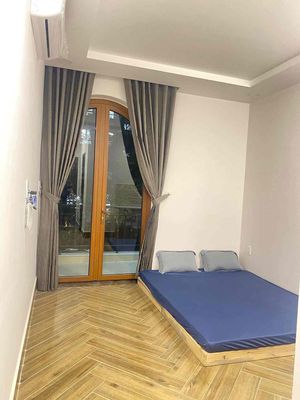 Phòng Mới - Ban công rộng - Gần Đại Học Kinh Tế Văn Hiến