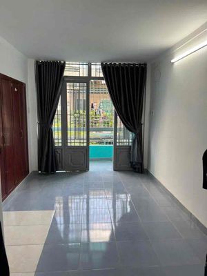 Cho Thuê Nhà 1/ Hẻm Xe Hơi Nguyễn Văn Công(4x10m) 2Lầu 2Pn.3WC 10tr