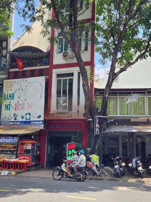 🔥 CHO THUÊ KHÁCH SẠN  5 TẦNG MT CAO THẮNG – Q.10 – VỊ TRÍ CỰC ĐẸP 🔥