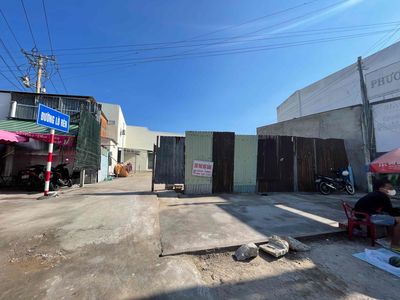 MẶT BẰNG HIẾM NGAY NGÃ BA LÒ RÈN – 260m² – DÒNG TIỀN KINH DOANH CỰC TỐ