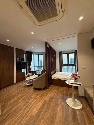 TRỐNG Căn hộ ban công cao cấp, sang trọng, hiện đại, gần ga Metro