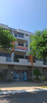🔥 CHO THUÊ TRỆT MẶT TIỀN TRỊNH QUANG NGHỊ MỚI 100% – 75M² –  9TR 🔥