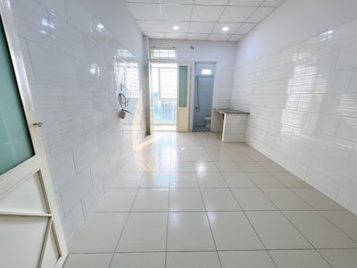 Trọ ban công thoáng mát, máy giặt chung sau HUB, SPKT 4p đi xe