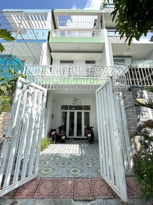CHO THUÊ NHÀ 3 PHÒNG NGỦ  GIÁ 15 TRIỆU/THÁNG KHU HÀ QUANG 2