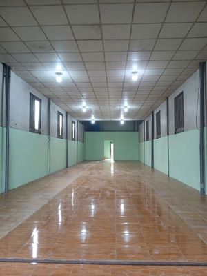 CHO THUÊ KHO 200, 6×30 XUÂN THỚI THƯỢNG- HOCMON . GIÁ : 13 TRIỆU