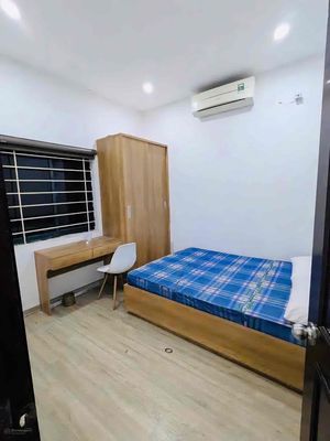 cho thuê căn hộ toà CT4 - Mễ Trì Hạ 60m,2pn,1vs đủ đồ 10,5tr vào luôn