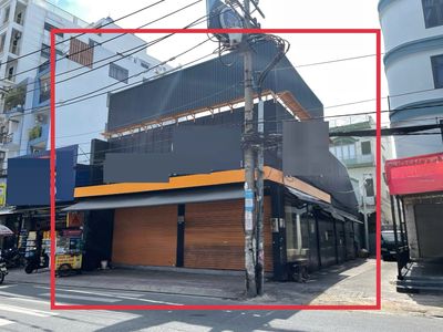 GÓC 2 Mặt Tiền Đường Âu Cơ Diện Tích 10x20.