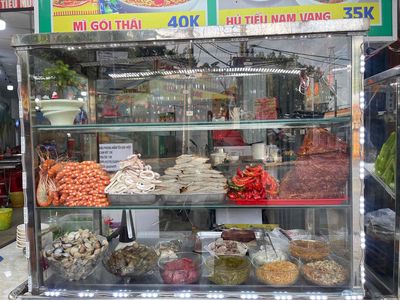 QUÁN RẤT ĐÔNG KHÁCH NHƯNG VÌ CHỦ NỚ QUẬY NÊN PHẢI SANG , 100 triệu