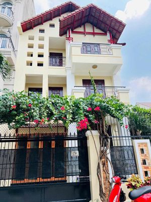 CHO THUÊ BIỆT THỰ NAM LONG QUẬN 7, 6PN NTCB 40 TRIỆU/ THÁNG