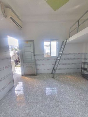 Phòng trọ mới có máy lạnh, sạch sẽ thoáng mát,giờ tự do,ngay đại hoc