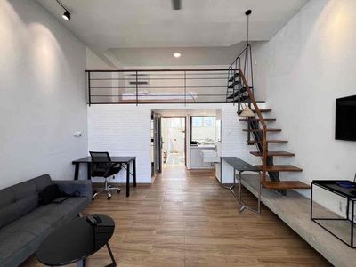 CHO THUÊ DUPLEX 40m2 BAN CÔNG QUẬN 10
