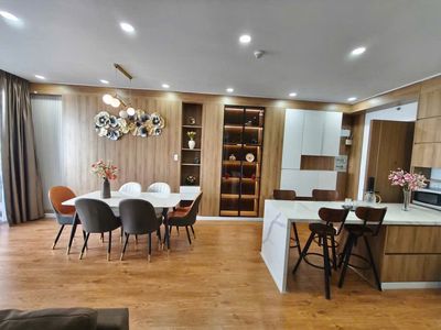 Cho thuê gấp Căn hộ Richstar - Căn 90m2 - 3 Phòng - 2WC Giá: 15tr/th