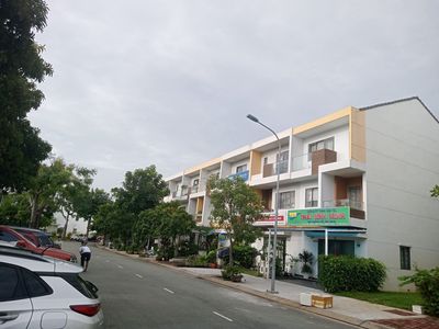 Cho thuê nhà River Park từ 15tr gần Liên Phường, Đỗ Xuân Hợp 5x15m