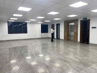 Cho thuê văn phòng tại Xã Đàn giá cực rẻ 105m2 chỉ có 17t