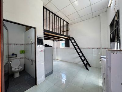 Duplex cửa sổ trời, thoáng mát ngay cầu Nguyễn Văn Cừ, chữ Y, Q8