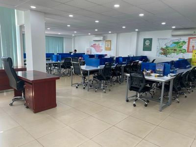 NHÀ ĐƯỜNG TRƯỜNG CHINH DIỆN TÍCH: 8X20M TRỆT 3 LẦU SÀN SUỐT, CHO THUÊ
