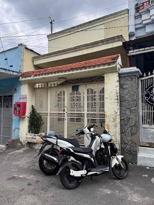 Cho thuê nhà nguyên căn diện tích lớn HXH Lê Đức thọ