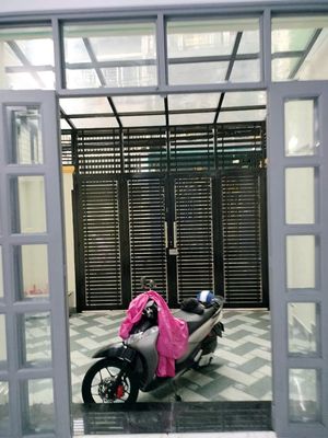 Cho thuê nhà Nguyên căn mặt tiền đường Nguyễn Ngọc Lộc