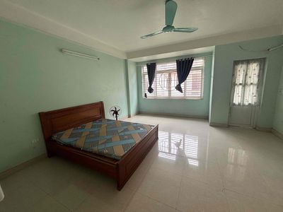 Thuê phòng cho hssv- người lao động