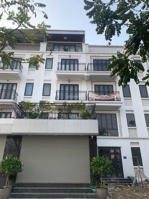 Cho thuê Bthự Lkề KĐT xuân phương thuận tiện vừa ở, văn phòng và kho