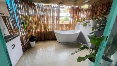 căn hộ 1 phòng ngủ và 2 phòng ngủ ban công tách bếp dt 50 m