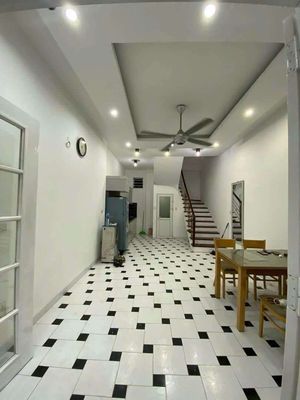 CHO THUÊ NHÀ NGUYÊN CĂN PHỐ NGỌC THUỴ - 4 TẦNG-FULL NỘI THẤT