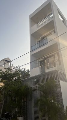 Nhà 1 trệt 2 lầu – hẻm xe tải – full nội thất – dọn vào ở ngay