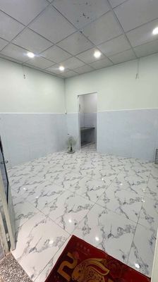 Cho thuê nhà đường Âu Dương Lân P3.Q8 DT.4×5 } 1 Lầu 1 Phòng 1 toilet