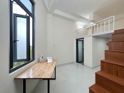 GÁC CỬA SỔ TRỜI FULL NỘI THẤT NGAY CÔNG VIÊN VĂN HOÁ GÒ VẤP