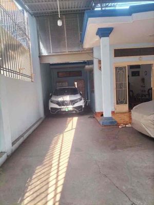 ĐỐI DIỆN  TTTM GIGAMAL HẺM TẢI SÂN ĐẬU 3 CHIẾC Ô TÔ + VPCTY+ KD ONLINE