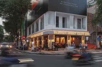 Cho Thuê Nhà GÓC 2MT Lý Tự Trọng, Phường Bến Thành, Quận 1. DT: 12x25m