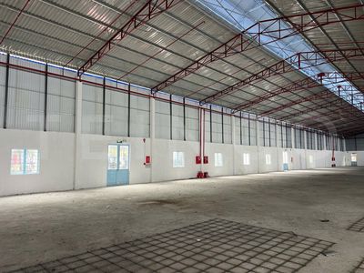 Kho xưởng 2.200 m² đất SKC có PCCC tự động và trạm điện 3 pha, lộ Cont