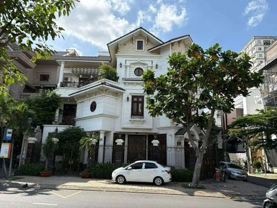 BIỆT THỰ GÓC 2 MẶT TIỀN SIÊU HIẾM TÂN PHÚ - DIỆN TÍCH SỬ DỤNG 459M2