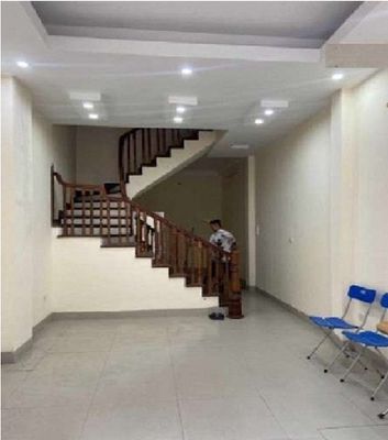 Cho thuê nhà phố Nguyễn Thị Định, Dt 60m2 x 5 tầng, mặt tiền 5m, đg 8m