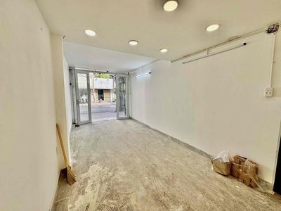 MẶT BẰNG CHO THUÊ - MẶT TIỀN HỒ VĂN HUÊ