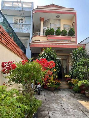 NHÀ 2 LẦU MẶT TIỀN NGÔ GIA TỰ ĐỐI DIỆN BECAMEX