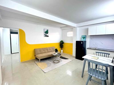 1 Phòng Ngủ Mới 100% Rộng 40M2 Ngay Mặt Tiền Nguyễn Thị Thập Gần PMH