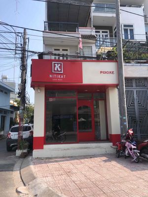 CHO Thuê Mặt Bằng Góc 2 Mặt Tiền , 1 Trệt, 2 lầu Đường Man Thiện - Q9