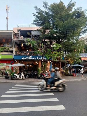 🔥 Góc 2MT Vĩnh Hội Q4 12x18m 3 tầng đẹp, KD sầm uất 🚀