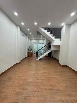 Cho thuê nhà nguyên căn xe hơi vào tận nhà khu dân cư đặng Thùy Trâm -