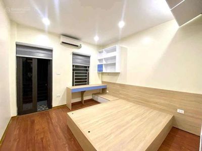14 triệu- Nhà Ngọc Thụy mới đẹp 55m-4 ngủ full đồ