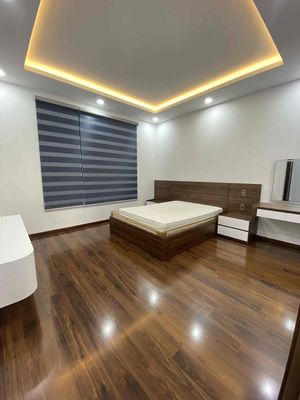 NHÀ PHỐ LIÊN PHƯỜNG ĐẸP 1T2L 6*18 3PN FULL NỘI THẤT ĐẸP GẦN CAO TỐC